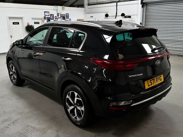 2021 Kia Sportage 1.6L 2 5dr - Photo 2