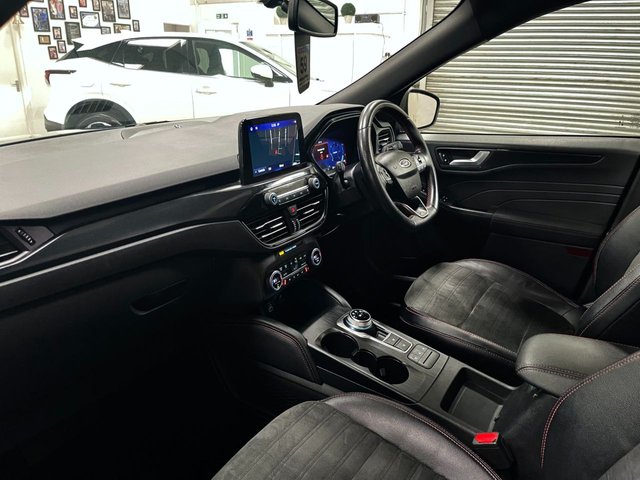 View our FORD KUGA