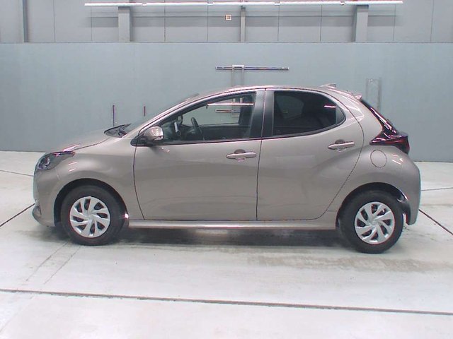 2024 TOYOTA YARIS 1.5 Automatic Hatchback Grey 5dr - Photo 5
