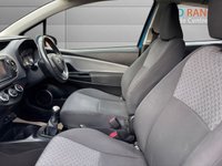USED 2015 65 TOYOTA YARIS 1.0 VVT-i Icon Hatchback 3dr Petrol Manual Euro 6 (69 ps) Low miles! Low Tax! Econoimical Hatchback!
