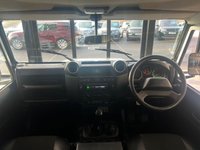 USED 2013 13 LAND ROVER DEFENDER 2.2 TDCi XS Station Wagon Double Cab 3dr Diesel Manual 4WD SWB Euro 5 (122 ps) 