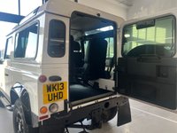 USED 2013 13 LAND ROVER DEFENDER 2.2 TDCi XS Station Wagon Double Cab 3dr Diesel Manual 4WD SWB Euro 5 (122 ps) 