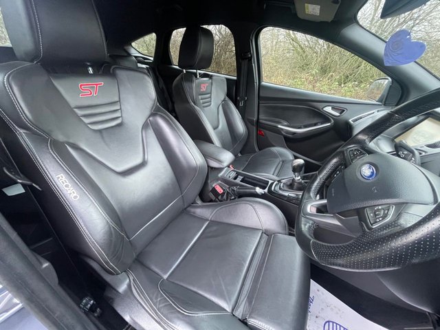 2016 FORD FOCUS - Photo 9