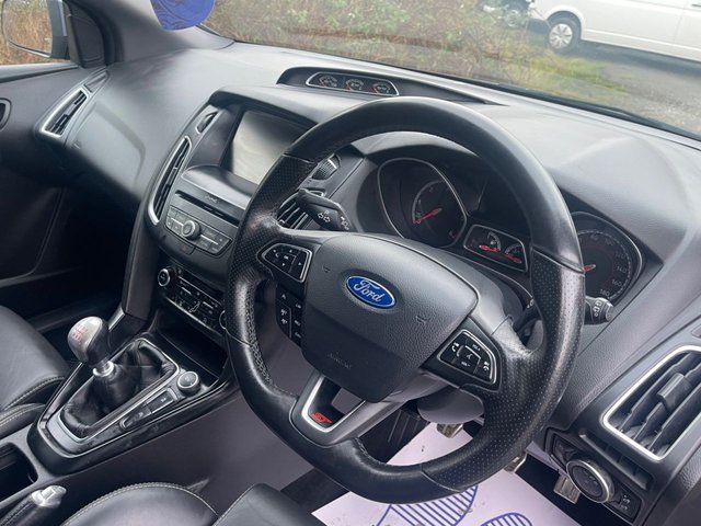 2016 FORD FOCUS - Photo 7