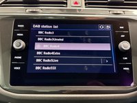 USED 2019 19 VOLKSWAGEN TIGUAN 1.5 TSI EVO R-LINE DSG AUTO 150 BHP + SAT NAV + GLASS SUNROOF + HEATED SEATS SIX MONTH WARRANTY MAY 2027 MOT