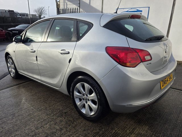 2014 Vauxhall Astra 1.4L Design 5dr - Photo 3