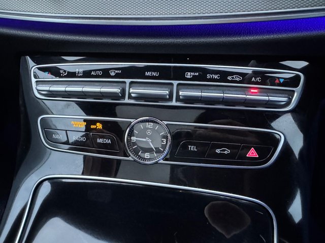 2017 Mercedes-Benz E-CLASS - Photo 6