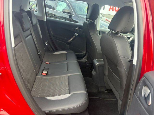 2016 PEUGEOT 2008 2016 1.2 PureTech Allure SUV 5dr Petrol Manual Euro 6 (s/s) (110 ps) - Photo 8