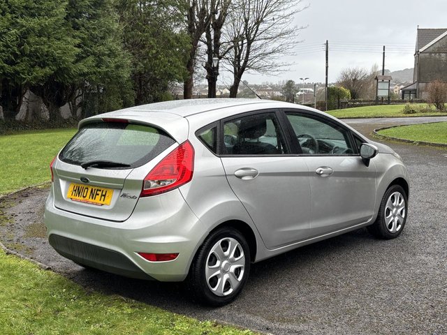 2010 Ford Fiesta 1.3L Edge 5dr - Photo 3