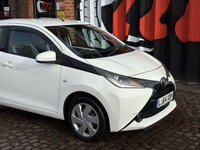 USED 2014 64 TOYOTA AYGO 1.0 VVT-i x-play Hatchback 5dr Petrol Manual Euro 5 Euro 5 (68 ps) NEW 12 MONTH MOT,GREAT HISTORY