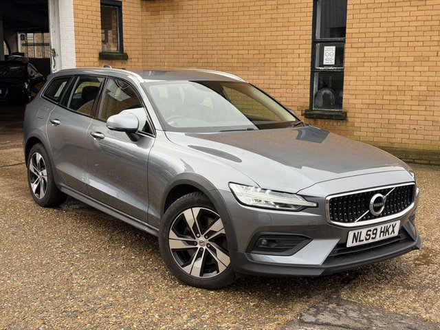 2019 Volvo V60 Cross Country 2L Plus 5dr