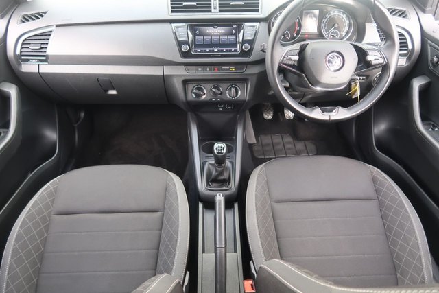 2021 SKODA FABIA 1.0 SE Hatchback 5dr Petrol Manual Euro 6 (s/s) (60 ps) - Photo 2
