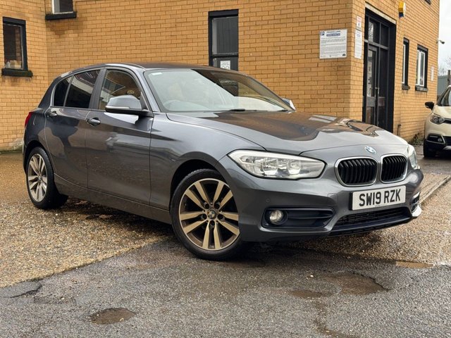 2019 BMW 1 Series 1.5L Sport 5dr - Photo 2
