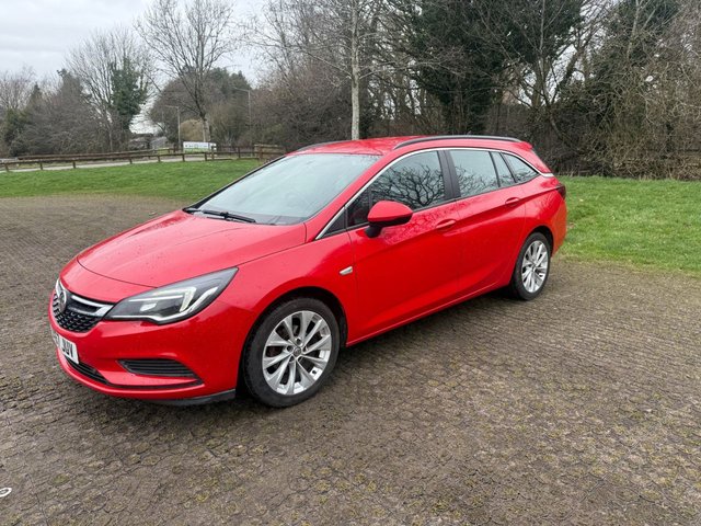 2017 VAUXHALL ASTRA - Photo 3