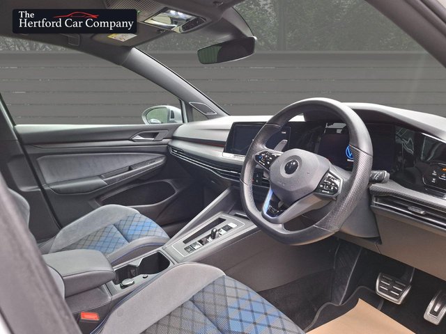 2021 Volkswagen Golf 2L R 5dr - Photo 10