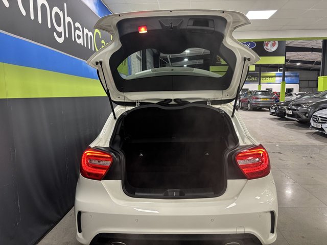 2015 Mercedes-Benz A-Class 2.1L Amg Night Edition 5dr - Photo 7