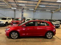 USED 2017 67 HYUNDAI I30 1.6 CRDi Blue Drive SE Nav Hatchback 5dr Diesel Manual Euro 6 (s/s) (110 ps) 