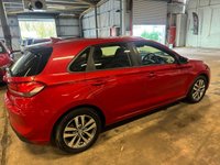 USED 2017 67 HYUNDAI I30 1.6 CRDi Blue Drive SE Nav Hatchback 5dr Diesel Manual Euro 6 (s/s) (110 ps) 