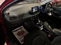 USED 2017 67 HYUNDAI I30 1.6 CRDi Blue Drive SE Nav Hatchback 5dr Diesel Manual Euro 6 (s/s) (110 ps) 