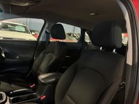 USED 2017 67 HYUNDAI I30 1.6 CRDi Blue Drive SE Nav Hatchback 5dr Diesel Manual Euro 6 (s/s) (110 ps) 