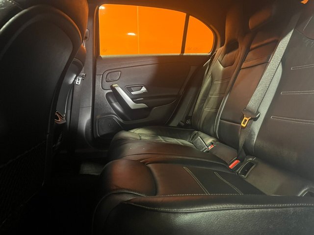 2021 MERCEDES-BENZ A-CLASS 2.0 A35 AMG (Premium) Hatchback 5dr Petrol 7G-DCT 4MATIC Euro 6 (s/s) (306 ps) 19" AMG Alloys. HUGE Spec. - Photo 12