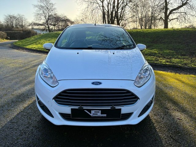 2013 FORD FIESTA 1.25 Zetec Hatchback 3dr Petrol Manual Euro 5 (82 ps) - Photo 5