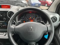 USED 2018 68 PEUGEOT PARTNER 1.6L 5d  AUTO  100 BHP Automatic and Low Mileage