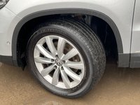 USED 2015 15 VOLKSWAGEN TIGUAN 2.0 TDI BlueMotion Tech Match SUV 5dr Diesel Manual 4WD Euro 5 (s/s) (140 ps) FRESH SERVICE 2 PRE OWNERS SAT NAV