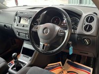 USED 2015 15 VOLKSWAGEN TIGUAN 2.0 TDI BlueMotion Tech Match SUV 5dr Diesel Manual 4WD Euro 5 (s/s) (140 ps) FRESH SERVICE 2 PRE OWNERS SAT NAV