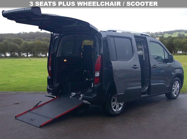 View our Peugeot Rifter 1.5 BlueHDi Allure Standard MPV 5dr Diesel Manual Euro 6 (s/s) (100 ps)