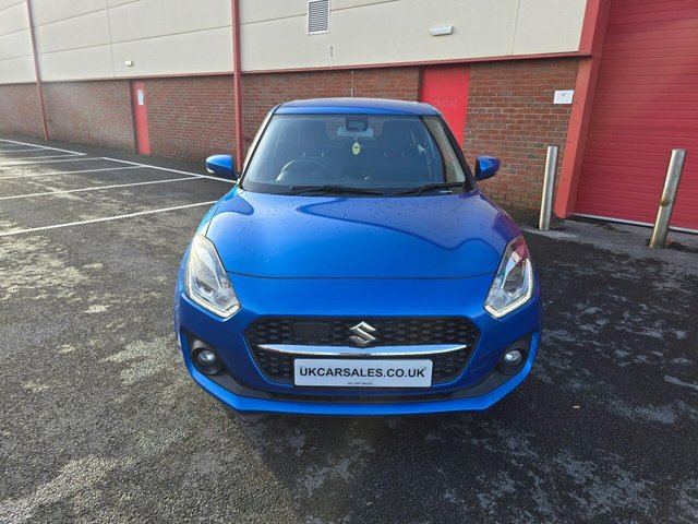 2022 SUZUKI SWIFT - Photo 4