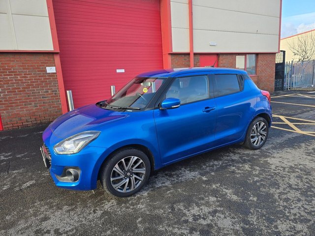 2022 SUZUKI SWIFT - Photo 5