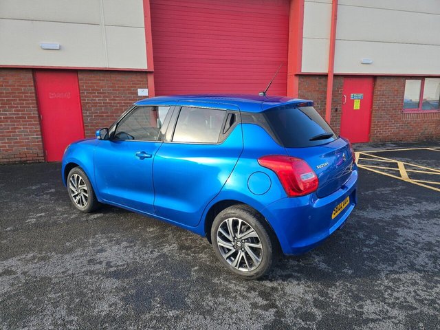 2022 SUZUKI SWIFT - Photo 6