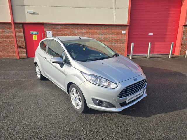 2015 FORD FIESTA - Photo 7