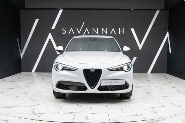 2022 Alfa Romeo STELVIO - Photo 3