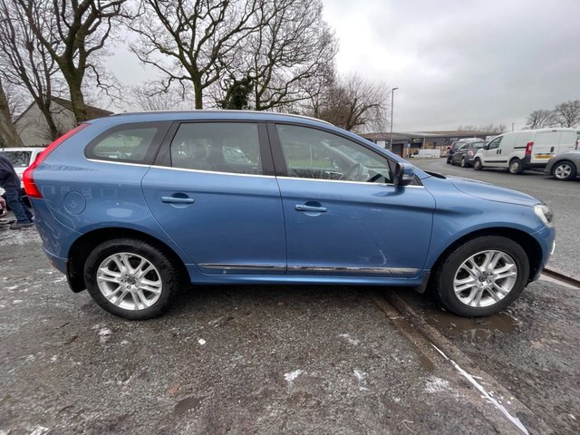 2015 VOLVO XC60 2.4 D5 SE Lux Nav SUV 5dr Diesel Geartronic AWD Euro 5 (215 ps) - Photo 6