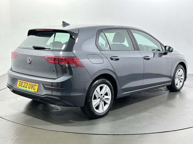 2022 Volkswagen Golf - Photo 8