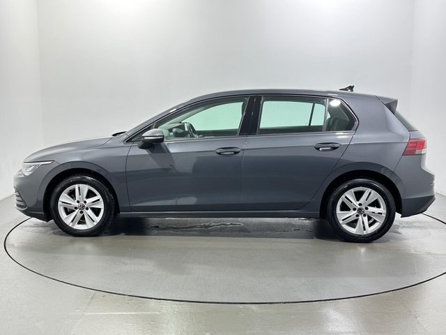 2022 Volkswagen Golf - Photo 5