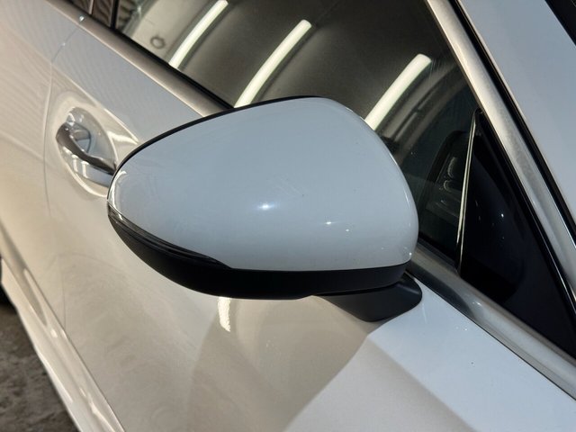 2021 MERCEDES-BENZ A-CLASS 2021 2.0 A220d AMG Line (Premium Plus 2) Hatchback 5dr Diesel 8G-DCT Euro 6 (s/s) (190 ps) - Photo 8