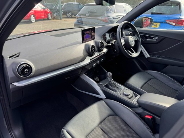 2019 Audi Q2 1.6L S Line 5dr - Photo 4
