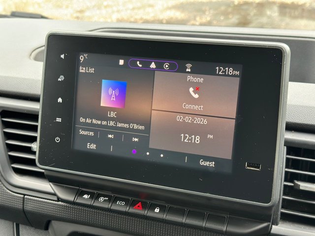 2023 RENAULT TRAFIC - Photo 3