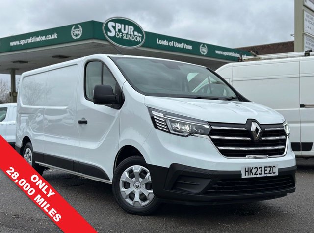 2023 RENAULT TRAFIC