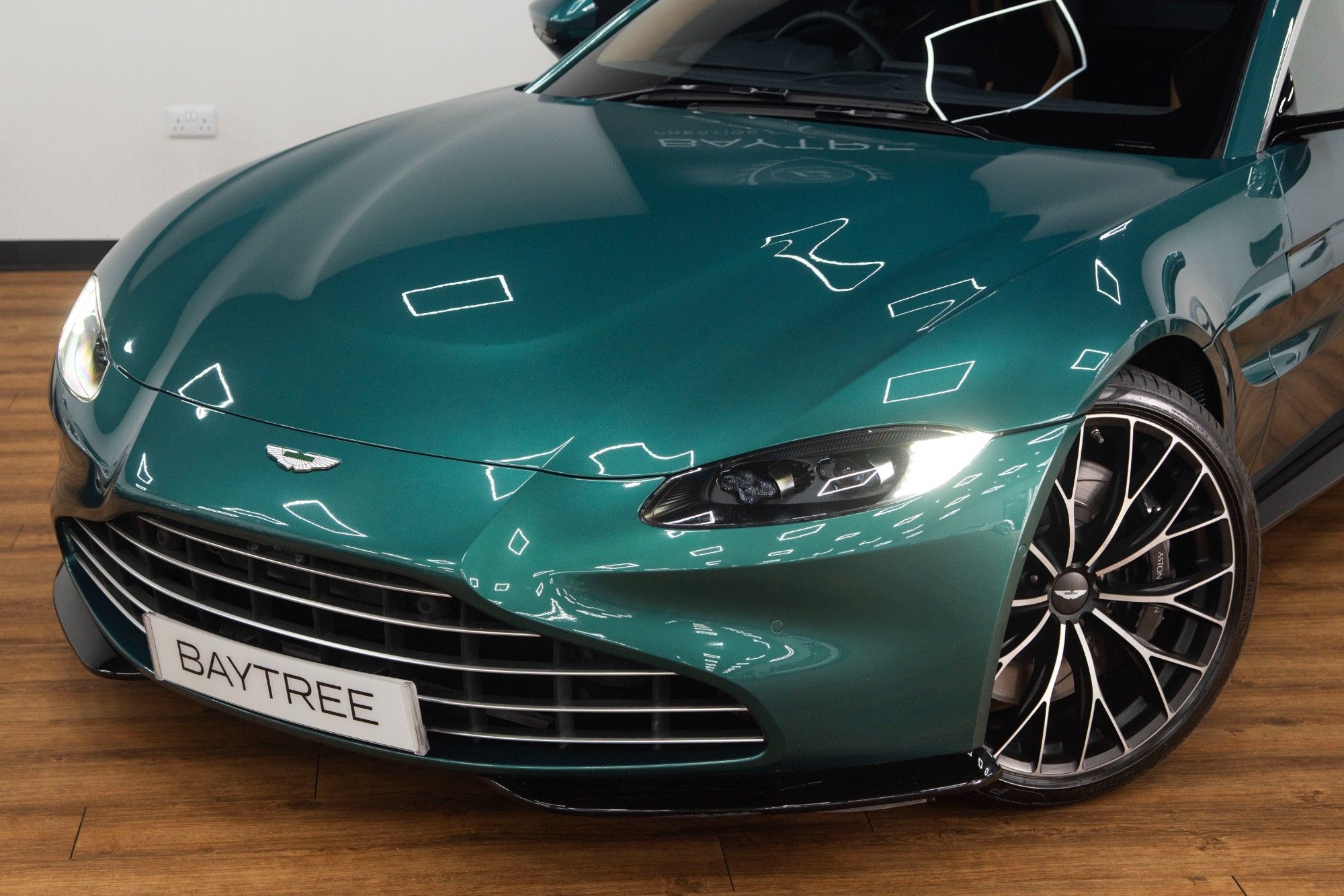 USED 2022 V ASTON MARTIN VANTAGE 4.0 V8 Coupe  