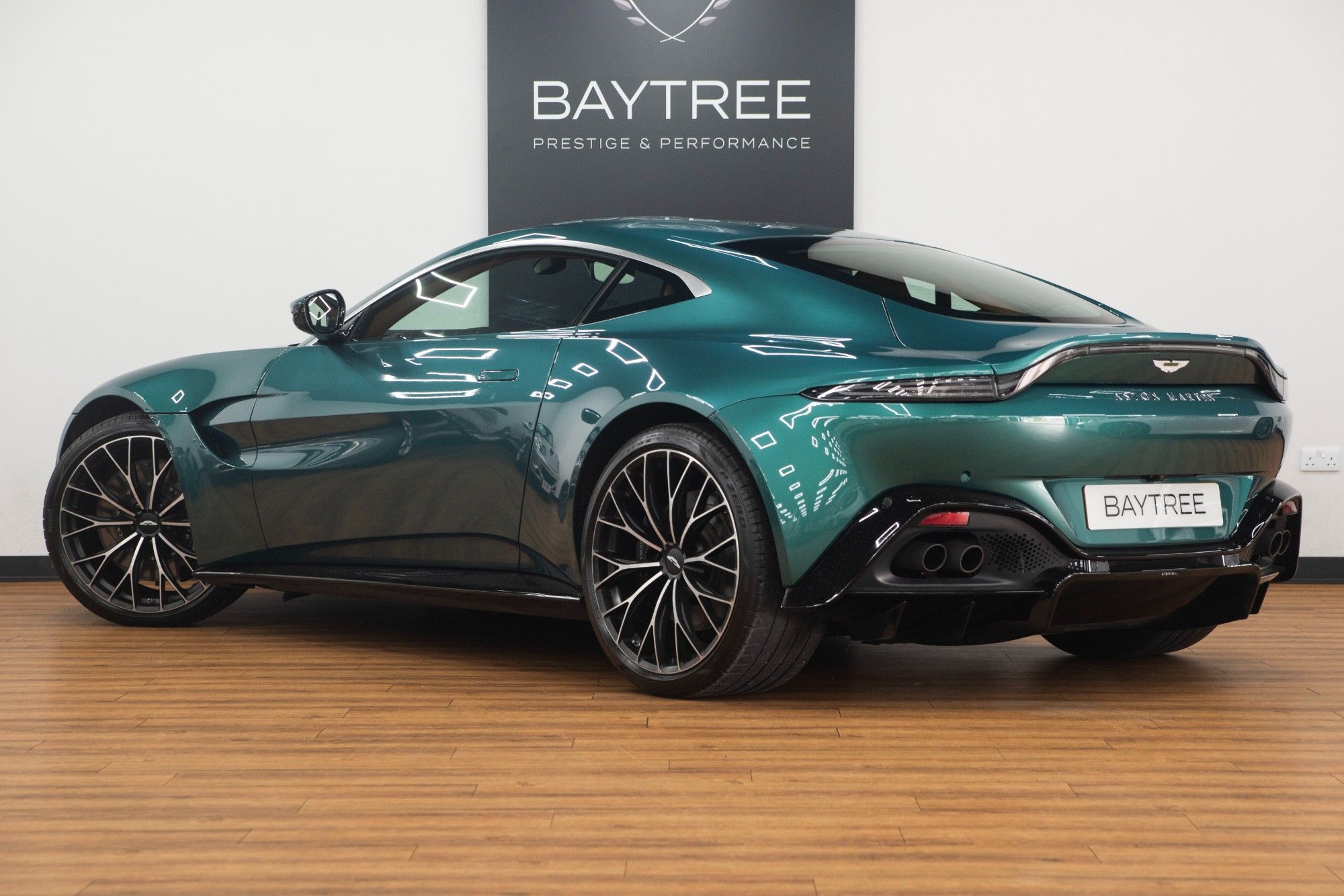 USED 2022 V ASTON MARTIN VANTAGE 4.0 V8 Coupe  