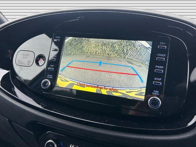 2022 TOYOTA AYGO X - Photo 5