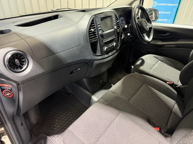 2021 Mercedes-Benz VITO - Photo 5
