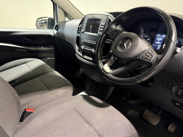 2021 Mercedes-Benz VITO - Photo 3