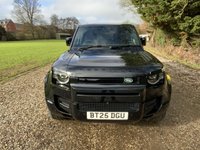 USED 2025 25 LAND ROVER DEFENDER 3.0 D250 MHEV X-Dynamic SE SUV 5dr Diesel Auto 4WD Euro 6 (s/s) (250 ps) 3.0 X-DYNAMIC SE 250 MHEV,22 ALLOYS