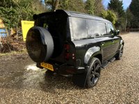 USED 2025 25 LAND ROVER DEFENDER 3.0 D250 MHEV X-Dynamic SE SUV 5dr Diesel Auto 4WD Euro 6 (s/s) (250 ps) 3.0 X-DYNAMIC SE 250 MHEV,22 ALLOYS