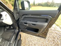 USED 2025 25 LAND ROVER DEFENDER 3.0 D250 MHEV X-Dynamic SE SUV 5dr Diesel Auto 4WD Euro 6 (s/s) (250 ps) 3.0 X-DYNAMIC SE 250 MHEV,22 ALLOYS